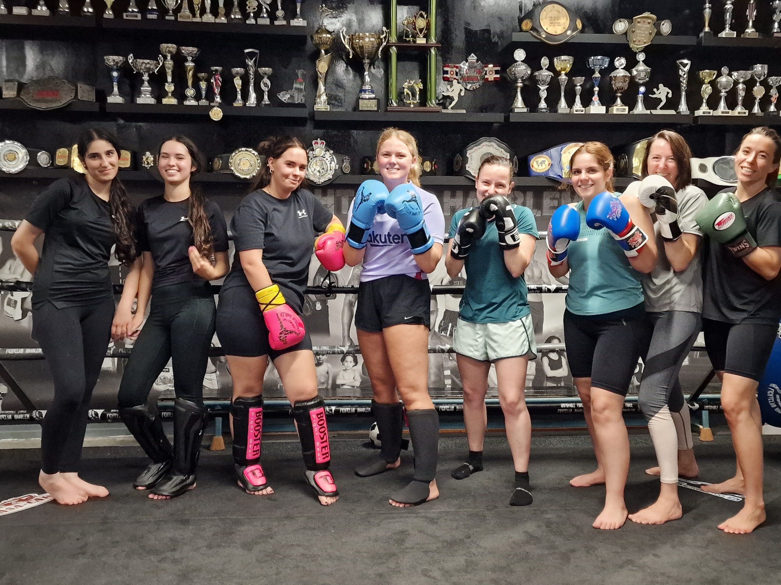 ladies only kickboks