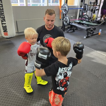 kickboks training kids